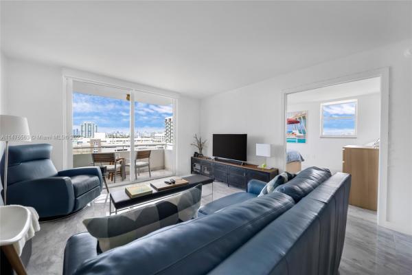 Royal Atlantic, 465 Ocean Dr #901, Miami Beach, Florida 33139, image 1