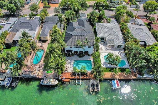 Biscayne Point, 1825 Daytonia Rd, Miami Beach, Florida 33141, image 2