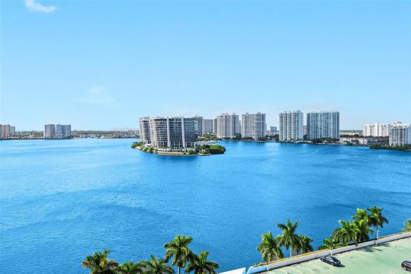 Mystic Pointe Tower 200, 19101 NE 36th Ct #1603, Aventura, Florida 33180, image 1