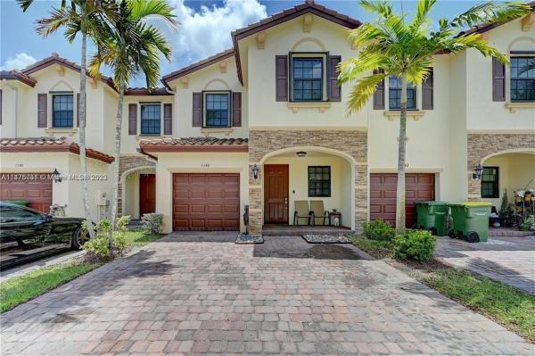 Fresno At The Vineyards, 3369 SE 1st St, Homestead, Florida 33033, image 1