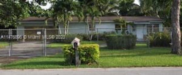 Bird Road Farmsites, 12400 SW 45th St, Kendale Lakes, Florida 33175, image 1