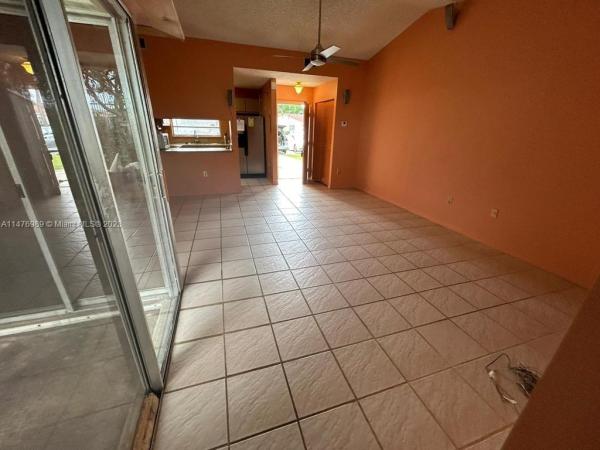 Sierra Ridge, 939 NE 214th Ln #2, Ives Estates, Florida 33179, image 1