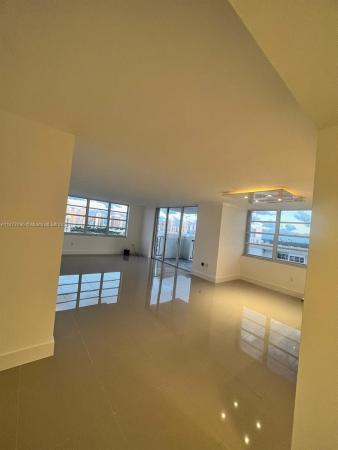 Commodore Plaza Tower, 2750 NE 183rd St #2211, Aventura, Florida 33160, image 2