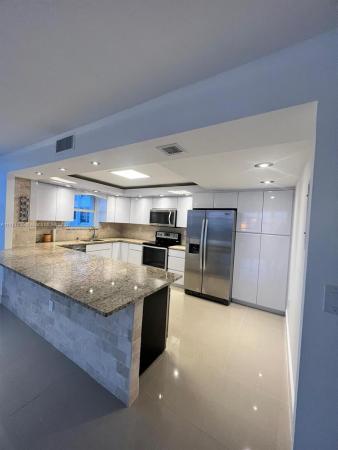 Commodore Plaza Tower, 2750 NE 183rd St #2211, Aventura, Florida 33160, image 3