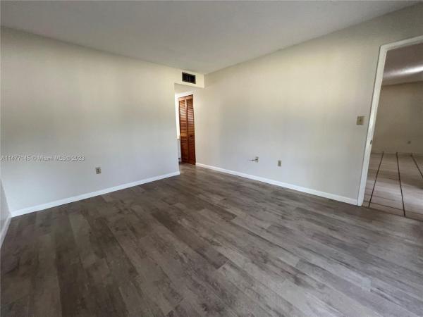 Kenland Bend North, 8810 SW 123rd Ct #M-210, The Crossings, Florida 33186, image 1