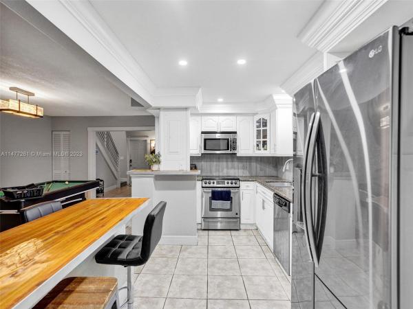 Townhomes Of Oriole, 8090 NW 13th St #G, Margate, Florida 33063, image 1