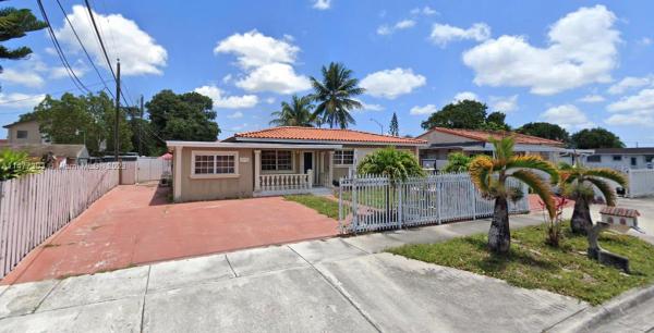 Churchill Downs, 4145 E 2nd Ave, Hialeah, Florida 33013, image 1