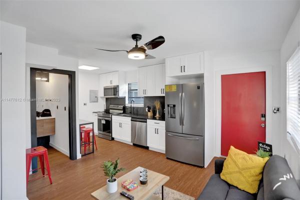 Trailer City, 2425 NE 135th Ln, North Miami Beach, Florida 33181, image 1