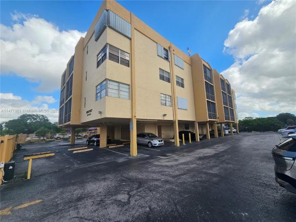 Kings Crest, 6831 W 14th Ct #403, Hialeah, Florida 33014, image 1