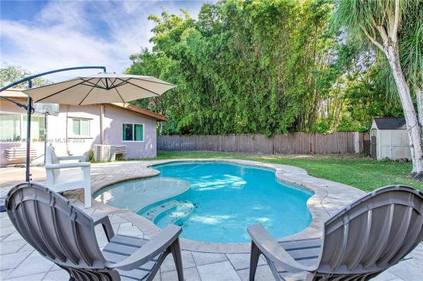 Griffing Biscayne Park Estates, 630 NE 117th St, Biscayne Park, Florida 33161, image 3