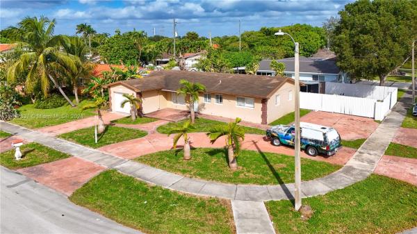 Heftler Homes Sunset Park, 10101 SW 88th St, Kendall, Florida 33176, image 2