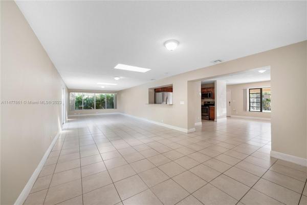 Mansionette Homes, 1345 NE 204th Ter, Ives Estates, Florida 33179, image 3