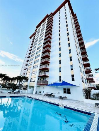 Carlton Tower, 3000 E Sunrise Blvd #4D, Fort Lauderdale, Florida 33304, image 2