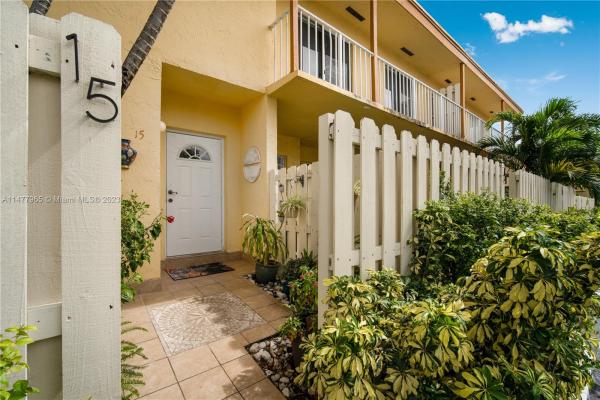 Centre Court, 8360 SW 154th Ave, Kendall West, Florida 33193, image 3