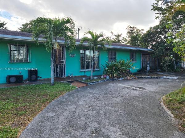 Carol City Gardens, 20363 NW 47th Ave, Miami Gardens, Florida 33055, image 3