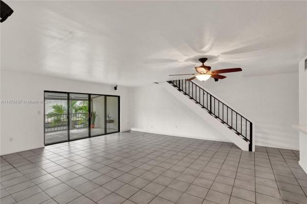 Loch Isle, 15316 E Loch Isle Dr E #-, Miami Lakes, Florida 33014, image 2