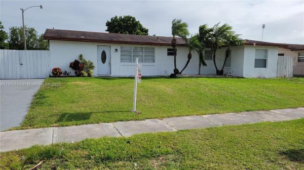 Gem Homes, 30055 SW 143rd Ct, Leisure City, Florida 33033, image 3