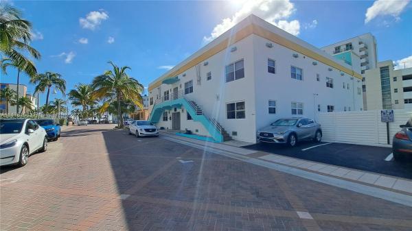 Sea Crest, 326 Wilson St #101, Hollywood, Florida 33019, image 3