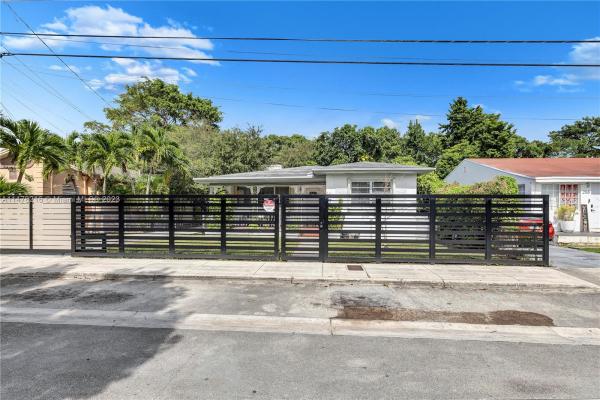 Railway Shops, 261 NW 50th St, Miami, Florida 33127, image 3