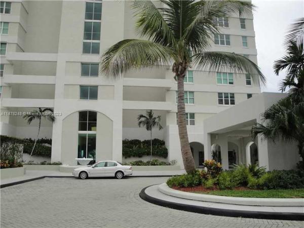 St Louis, 800 Claughton Island Dr #1702, Miami, Florida 33131, image 1