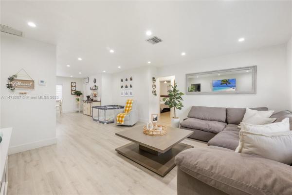 Boulevard Estates, 7270 Branch St, Hollywood, Florida 33024, image 2