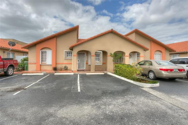 West Palm Gardens Villas, 2287 W 69th St #2287A, Hialeah, Florida 33016, image 1