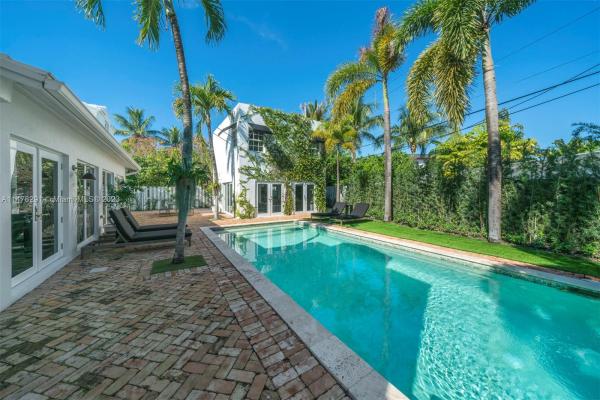 Nautilus, 939 W 47th Ct, Miami Beach, Florida 33140, image 2