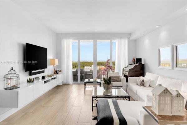 The EmeraldBay At Key Colony, 151 Crandon Blvd #1030, Key Biscayne, Florida 33149, image 3