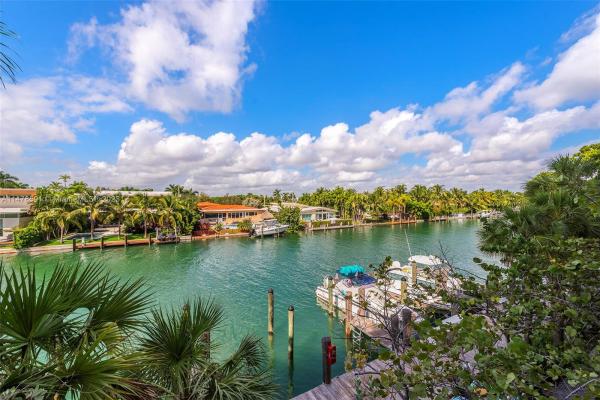 Kai At Bay Harbor, 9940 W Bay Harbor Dr #3H-N, Bay Harbor Islands, Florida 33154, image 2