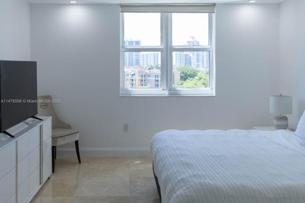 Turnberry Village South Tower, 19900 E Country Club Dr #709, Aventura, Florida 33180, image 3
