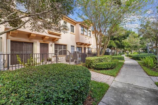 Grand Cypress, 4774 N Grand Cypress Cir N, Coconut Creek, Florida 33073, image 2