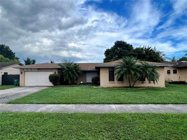 Rolling Oaks Estates, 19141 NW 19th Ave, Miami Gardens, Florida 33056, image 1