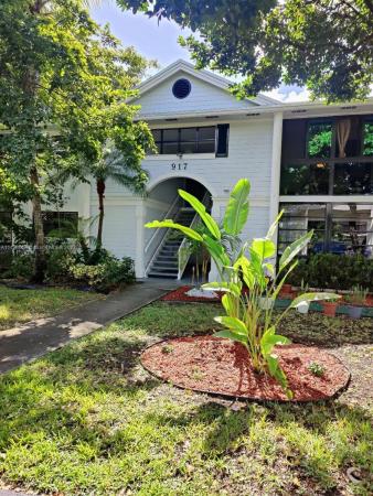 Carmel At The California Club, 917 NE 199th St #201, Ives Estates, Florida 33179, image 3