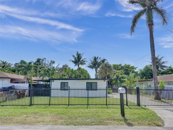 Arch Creek Estates, 1490 NE 147th St, Golden Glades, Florida 33161, image 1