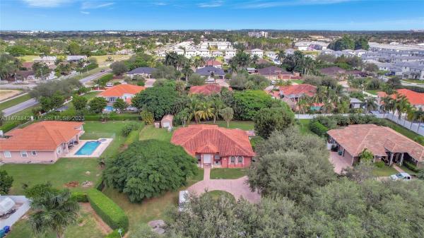 28881 SW 164th Pl, Unincorporated Dade County, Florida 33033, image 2