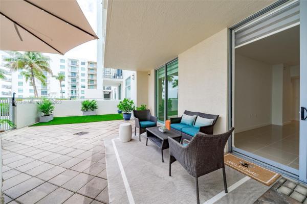 Hollywood Station, 140 S Dixie Hwy #416, Hollywood, Florida 33020, image 1