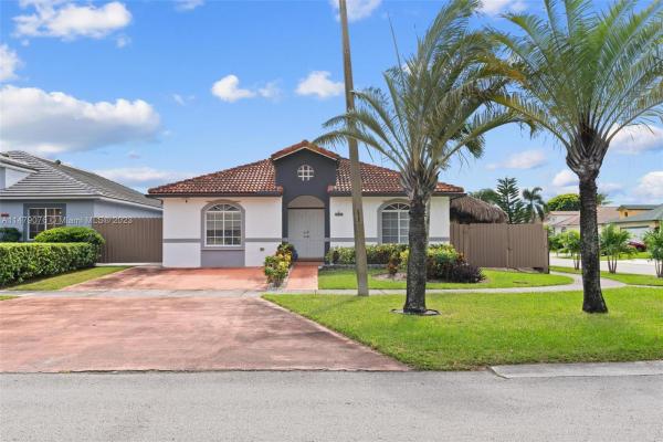 Maralex Homes, 14360 SW 168th St, Richmond West, Florida 33177, image 1