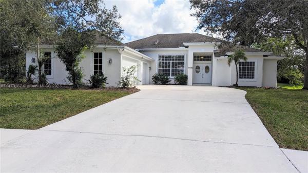 Hidden Oaks, 1990 SW Justison Ave, Port St. Lucie, Florida 34953, image 3