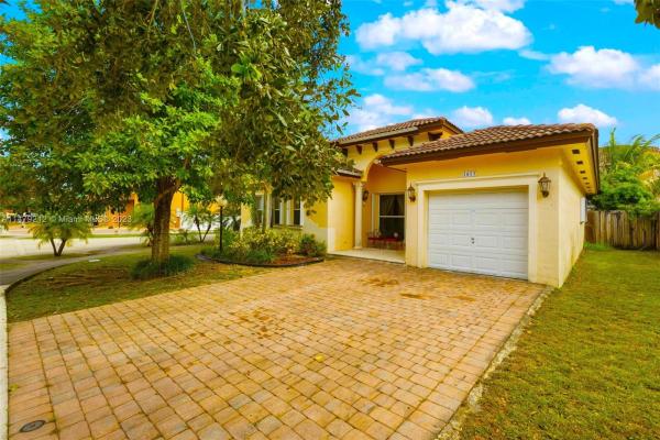 1877 SW 155th Ave, Unincorporated Dade County, Florida 33185, image 2