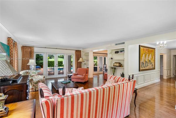 Coral Gables Country Club, 4310 Santa Maria St, Coral Gables, Florida 33146, image 3