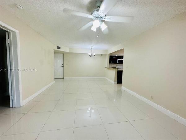 Grand Marquis, 10105 W Sunrise Blvd #105, Plantation, Florida 33322, image 2