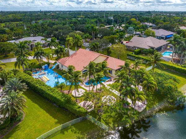 Emerald Isles Estates, 1721 SW 131st Ter, Davie, Florida 33325, image 3