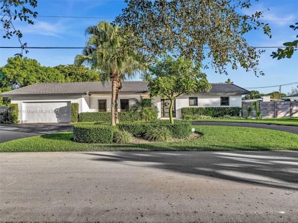 Tanglewood Estates, 7421 SW 142nd Ter, Palmetto Bay, Florida 33158, image 1