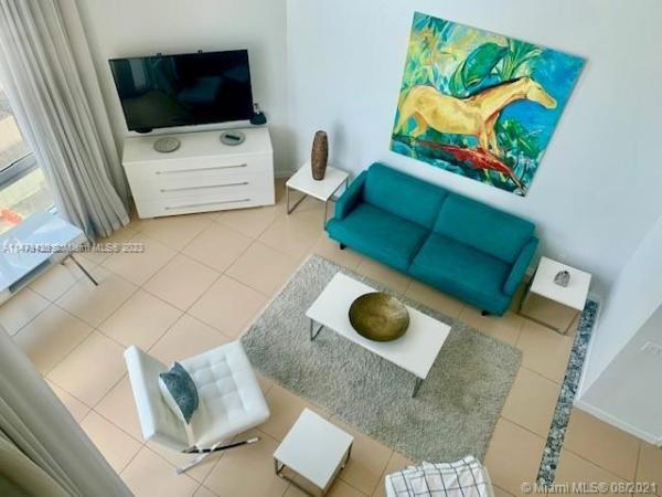 Met 1, 300 S Biscayne Blvd #L-814, Miami, Florida 33131, image 3