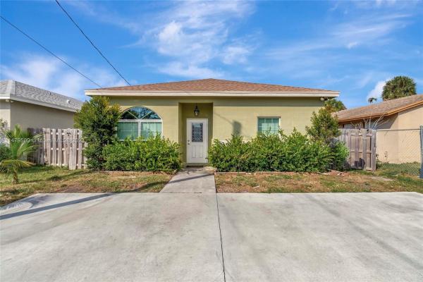 Happy Home Heights, 219 NE 12th Ave, Boynton Beach, Florida 33435, image 1