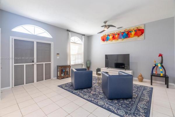 North Gate, 2625 SE 5th Ct, Homestead, Florida 33033, image 3