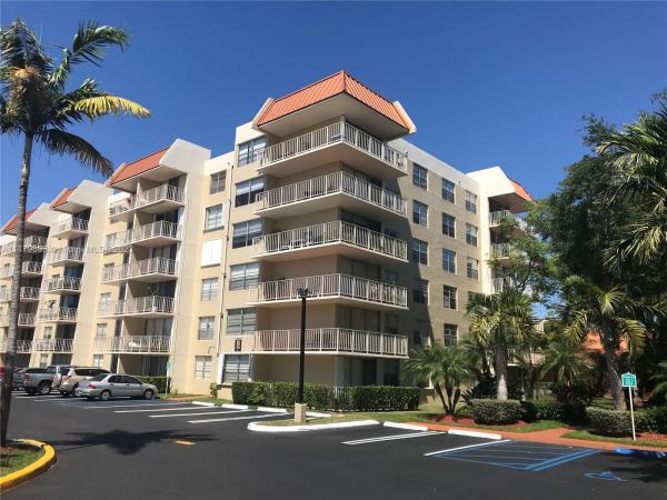 Village At The Falls, 13120 SW 92nd Ave #B-PH7, Kendall, Florida 33176, image 1