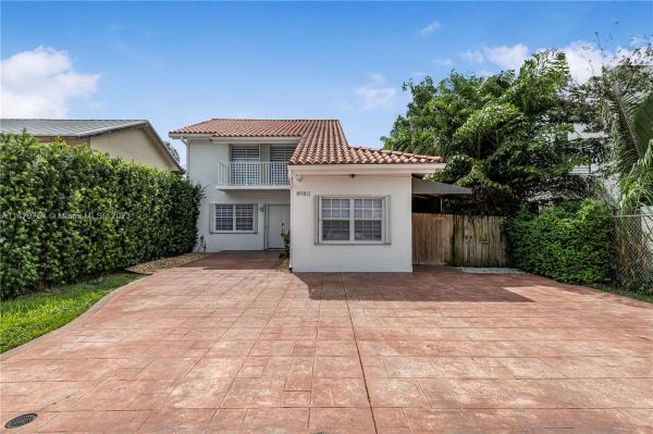 Bilbao Estates, 8980 SW 4th St, Fountainebleau, Florida 33174, image 1