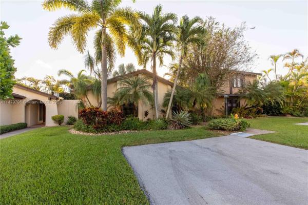 Briar Lake, 13115 SW 90th Ct, Kendall, Florida 33176, image 1