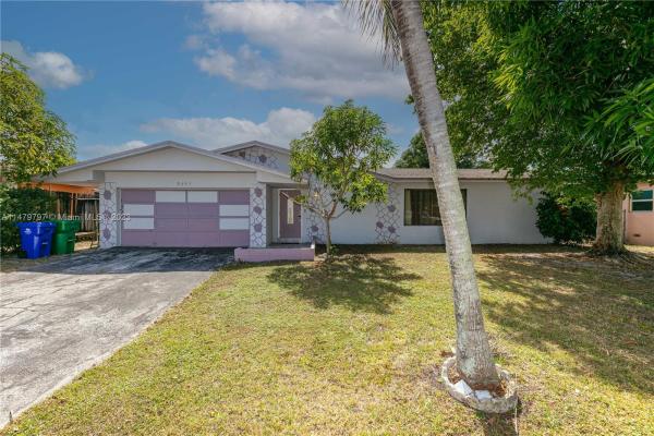 The Knolls, 8644 N Lexington Dr, Miramar, Florida 33025, image 1